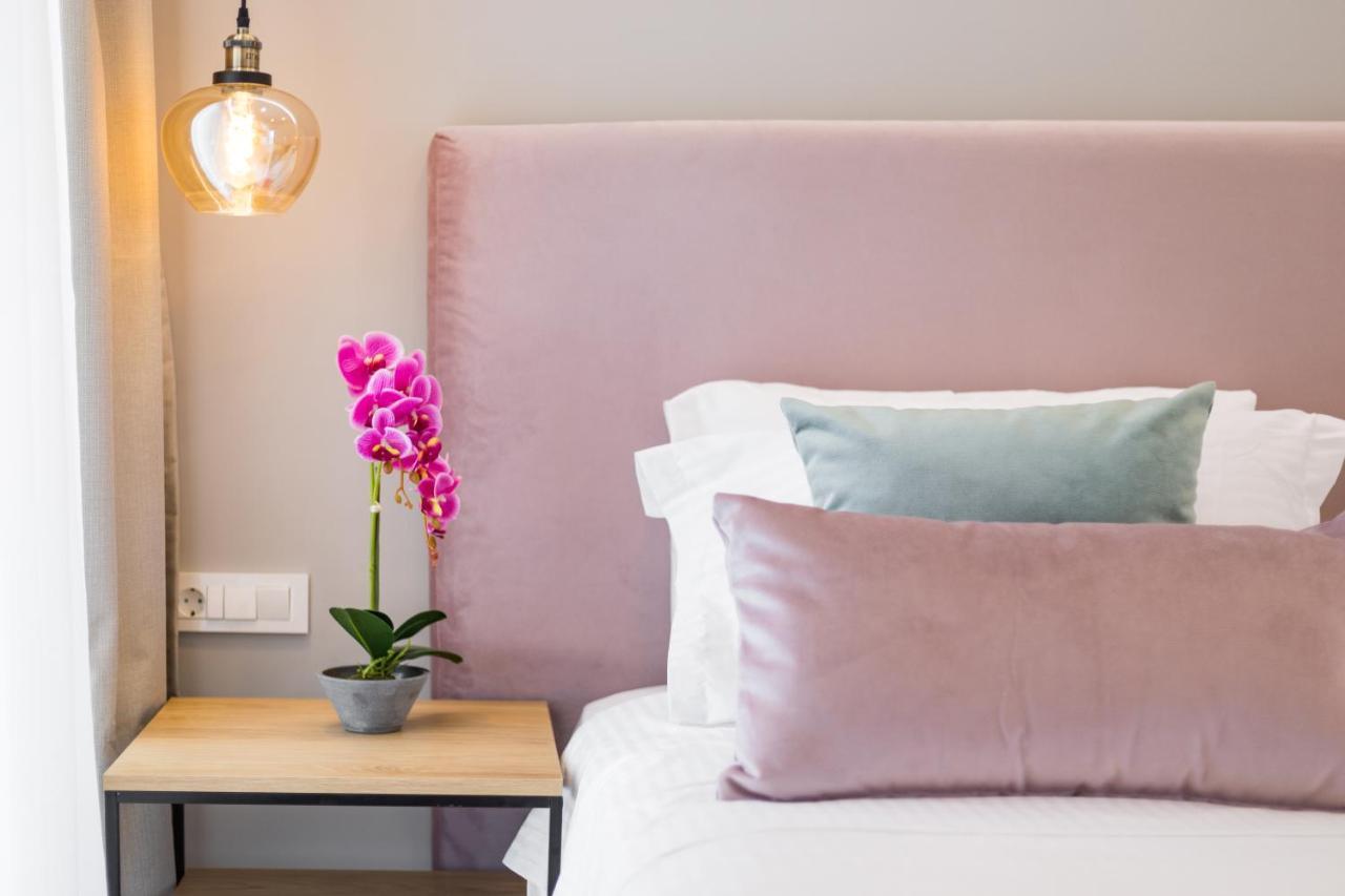 V Luxury Suites Kanali  Luaran gambar