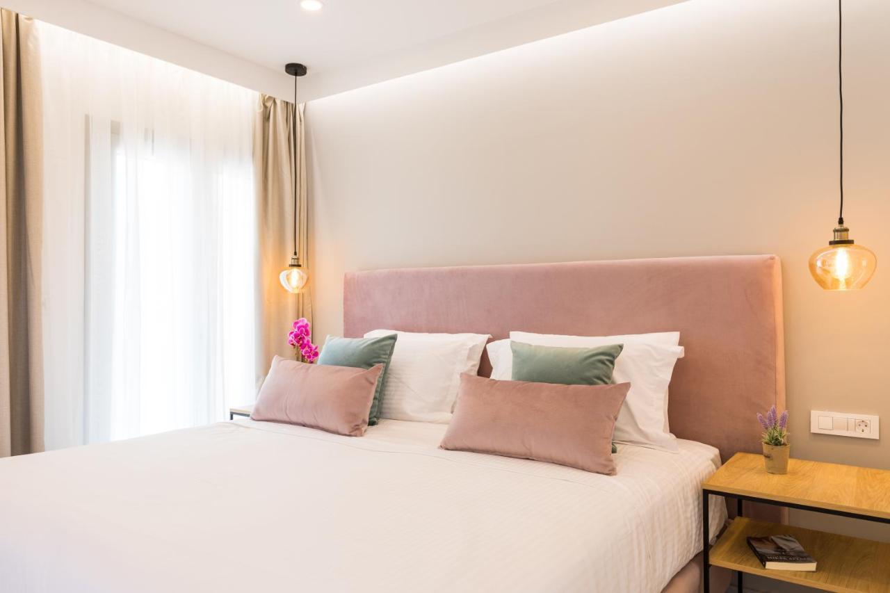 V Luxury Suites Kanali  Luaran gambar
