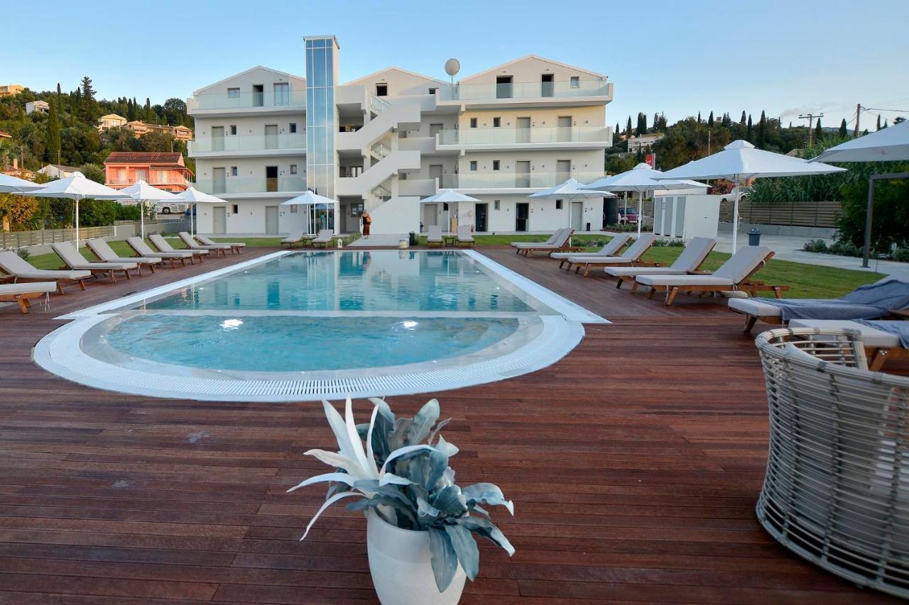V Luxury Suites Kanali  Luaran gambar
