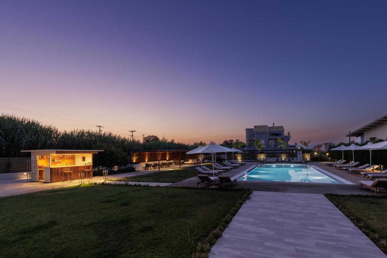V Luxury Suites Kanali  Luaran gambar